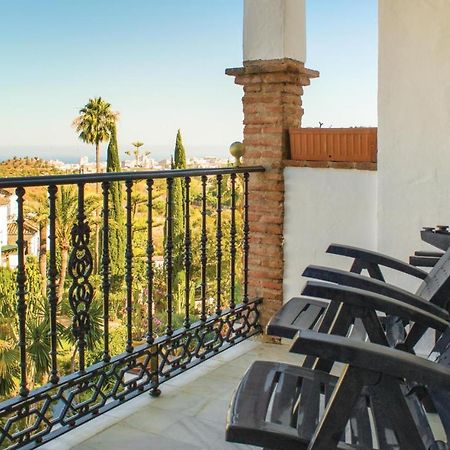 Stunning Apartment In Mijas With Kitchen Exterior foto