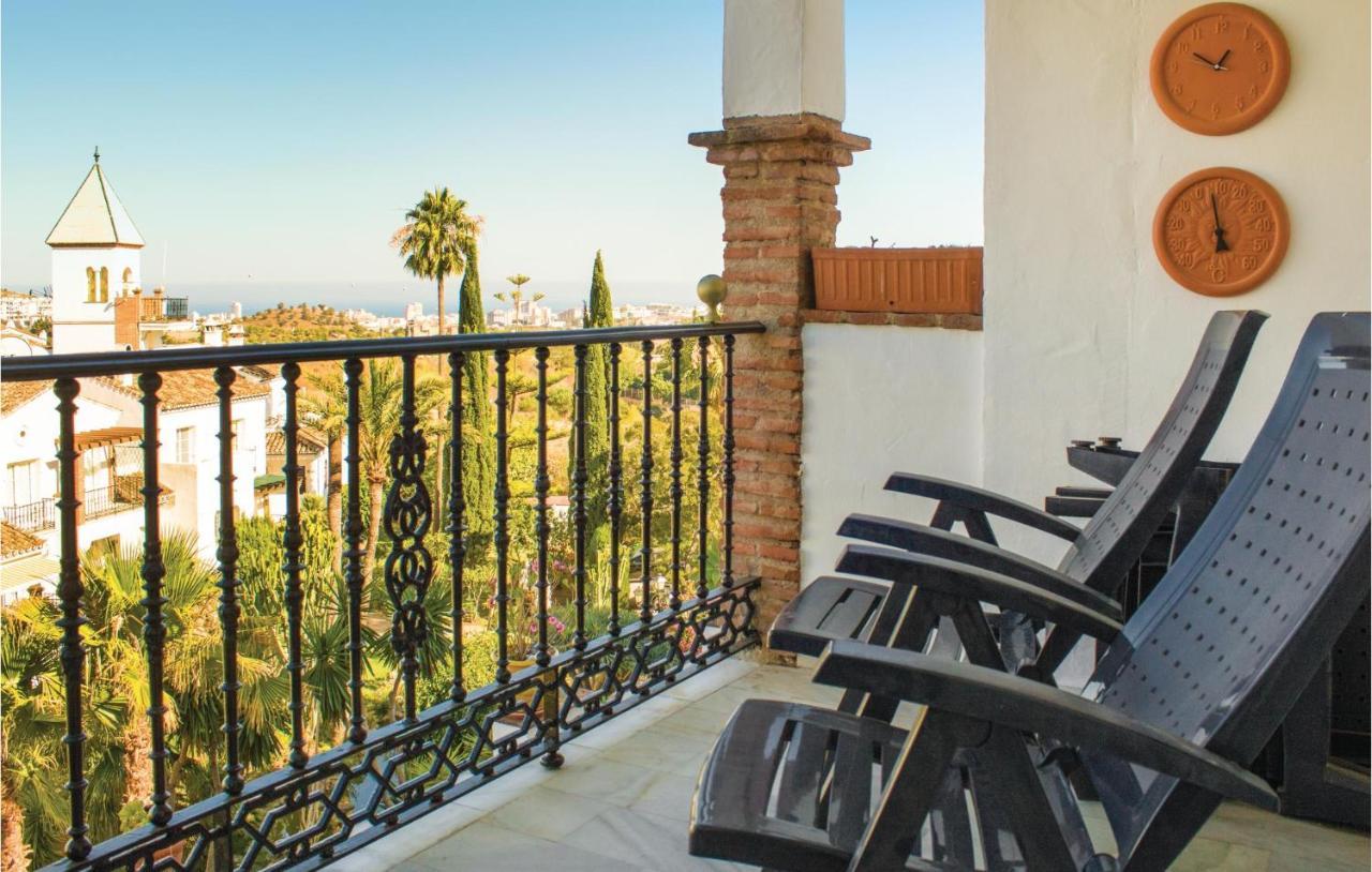 Stunning Apartment In Mijas With Kitchen Exterior foto