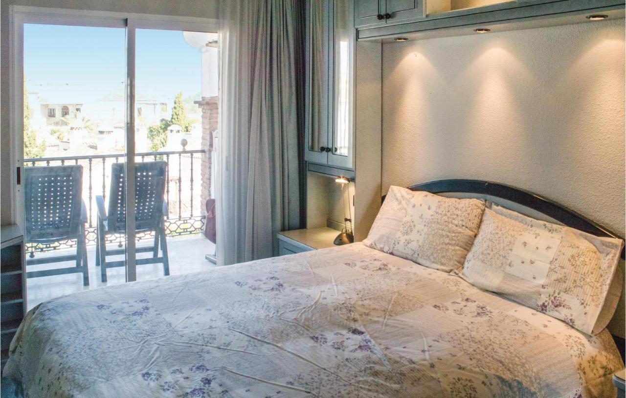 Stunning Apartment In Mijas With Kitchen Exterior foto