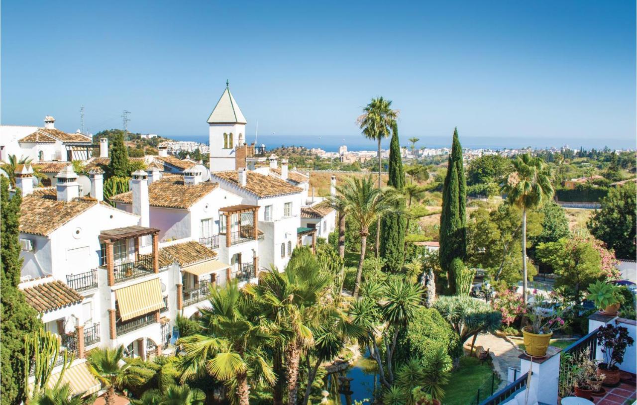 Stunning Apartment In Mijas With Kitchen Exterior foto